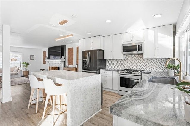 511 Sturgeon Drive, Costa Mesa, CA 92626