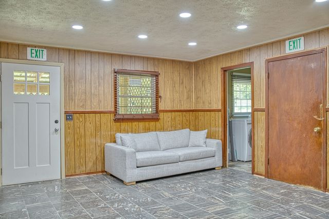 125 Ensor Dr, Cookeville, TN 38501
