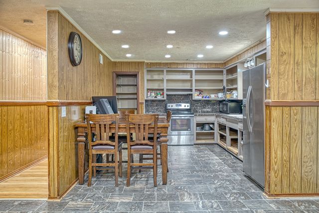 125 Ensor Dr, Cookeville, TN 38501