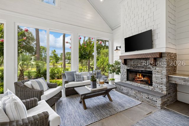 42 Richland Dr, Bluffton, SC 29910