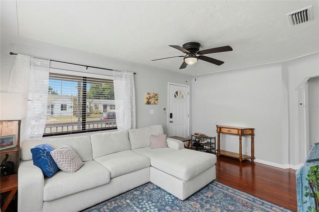 2850 15TH AVENUE N, St Petersburg, FL 33713