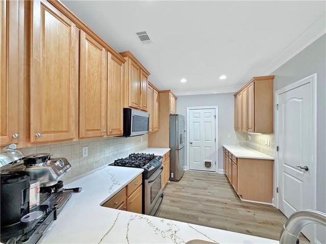 2502 Gadsen Walk, Duluth, GA 30097
