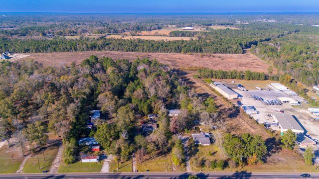 2876 Ted Trout Drive, Hudson, TX 75904