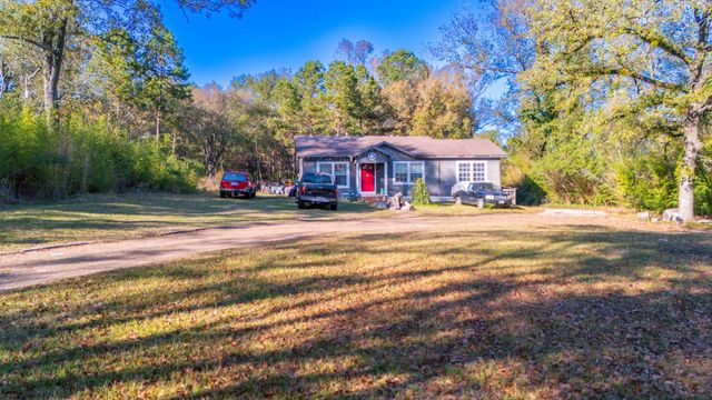 2876 Ted Trout Drive, Hudson, TX 75904