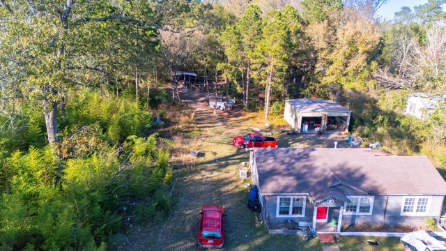 2876 Ted Trout Drive, Hudson, TX 75904