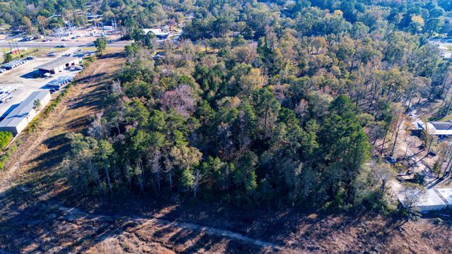 2876 Ted Trout Drive, Hudson, TX 75904