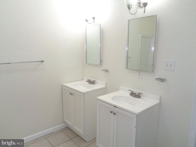 1739 W BERKS ST, Philadelphia, PA 19121