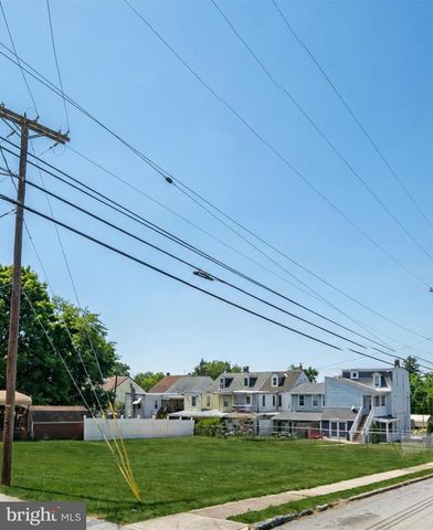 1150 E PHILADELPHIA ST, York, PA 17403