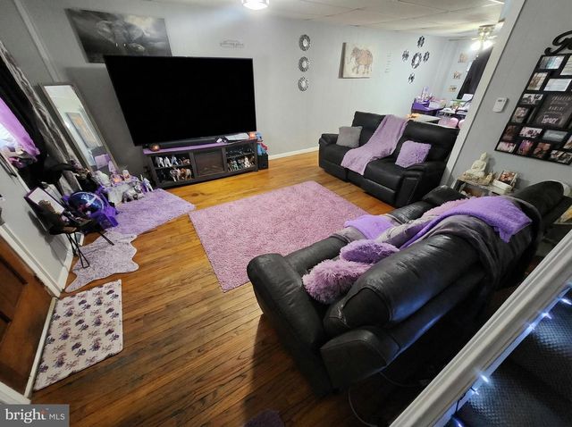 1150 E PHILADELPHIA ST, York, PA 17403