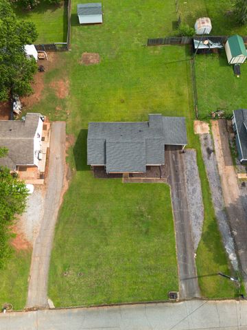 114 Blueberry Lane, Inman, SC 29349