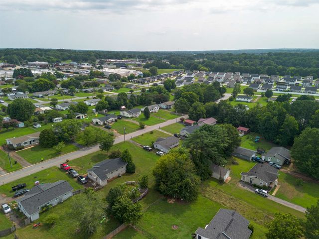 114 Blueberry Lane, Inman, SC 29349