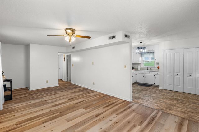114 Blueberry Lane, Inman, SC 29349