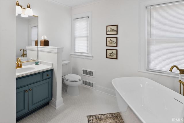 1901 Greenleaf Boulevard, Elkhart, IN 46514