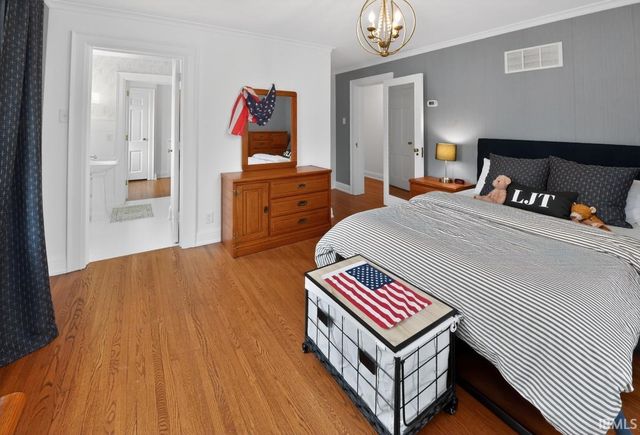 1901 Greenleaf Boulevard, Elkhart, IN 46514