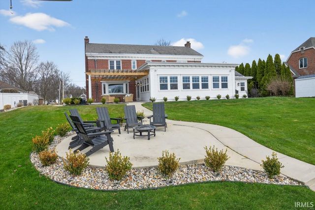 1901 Greenleaf Boulevard, Elkhart, IN 46514