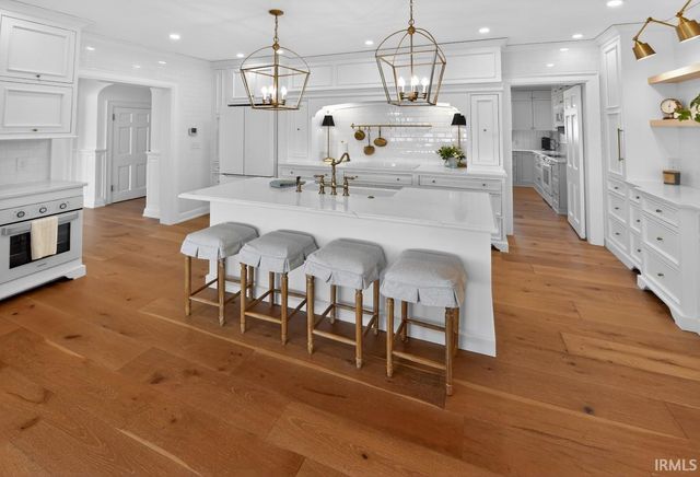 1901 Greenleaf Boulevard, Elkhart, IN 46514