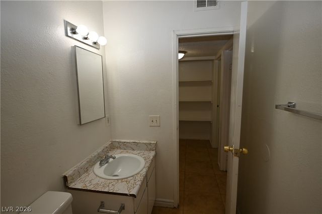 302 Eastminister Court A, Henderson, NV 89015