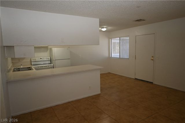 302 Eastminister Court A, Henderson, NV 89015