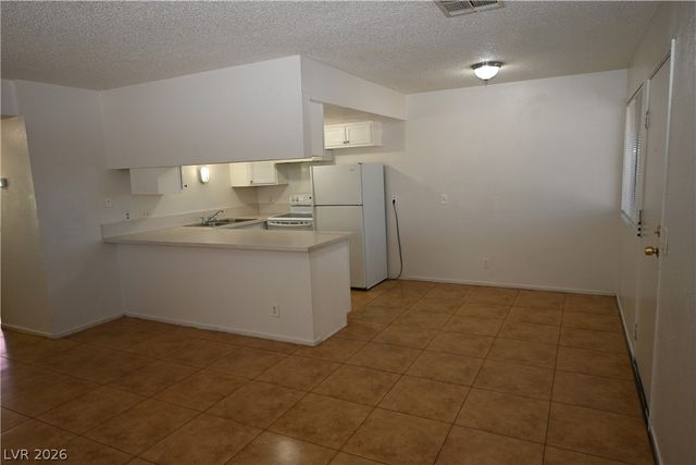 302 Eastminister Court A, Henderson, NV 89015