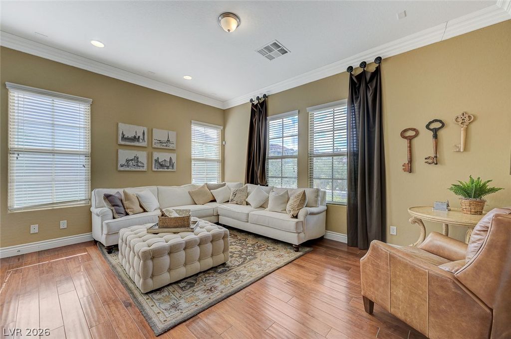 Image 39 of property listing at 15 Bel Air Greens Circle, Las Vegas, NV 89141