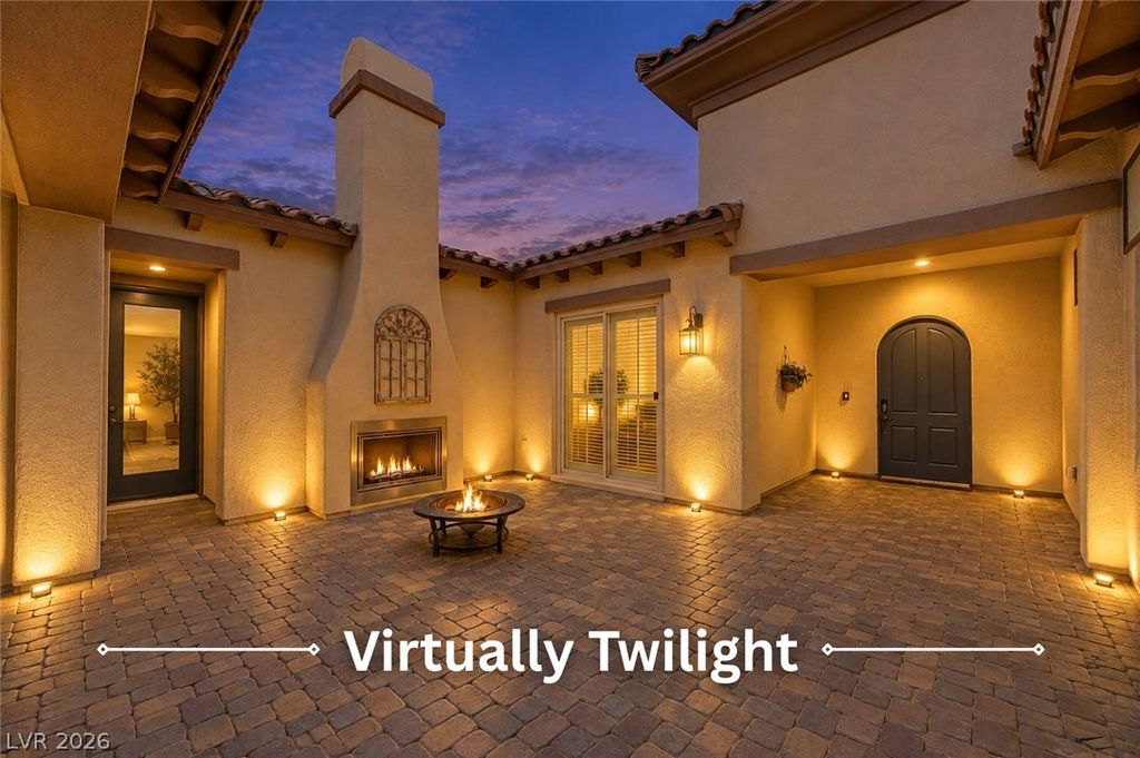 Image 4 of property listing at 15 Bel Air Greens Circle, Las Vegas, NV 89141