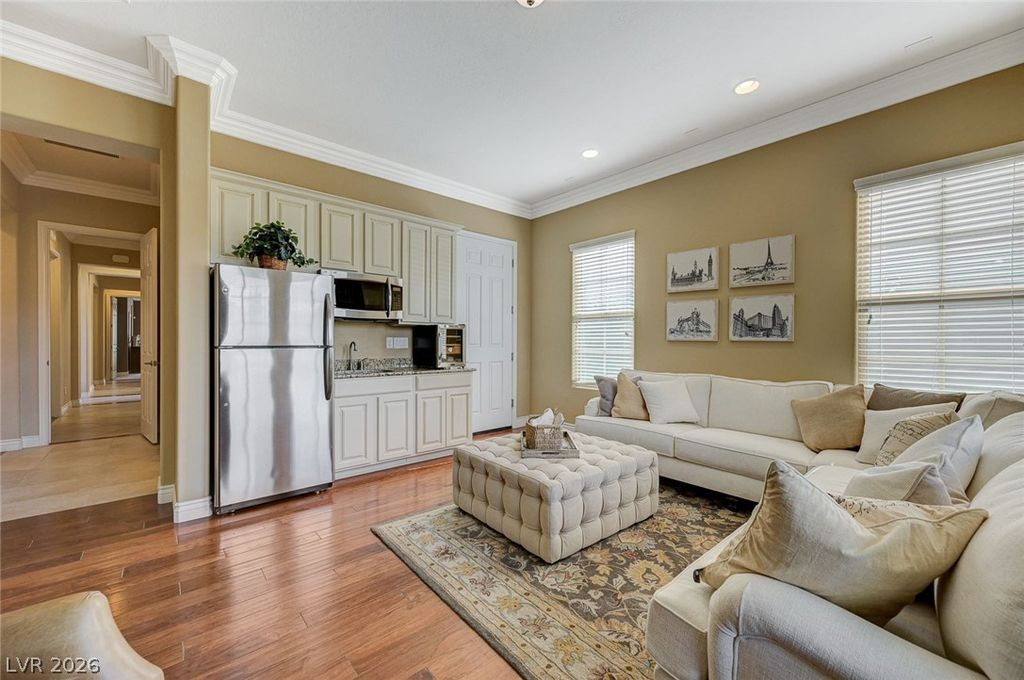 Image 40 of property listing at 15 Bel Air Greens Circle, Las Vegas, NV 89141