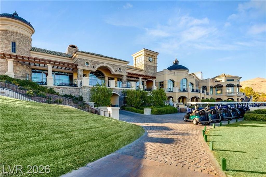 Image 53 of property listing at 15 Bel Air Greens Circle, Las Vegas, NV 89141