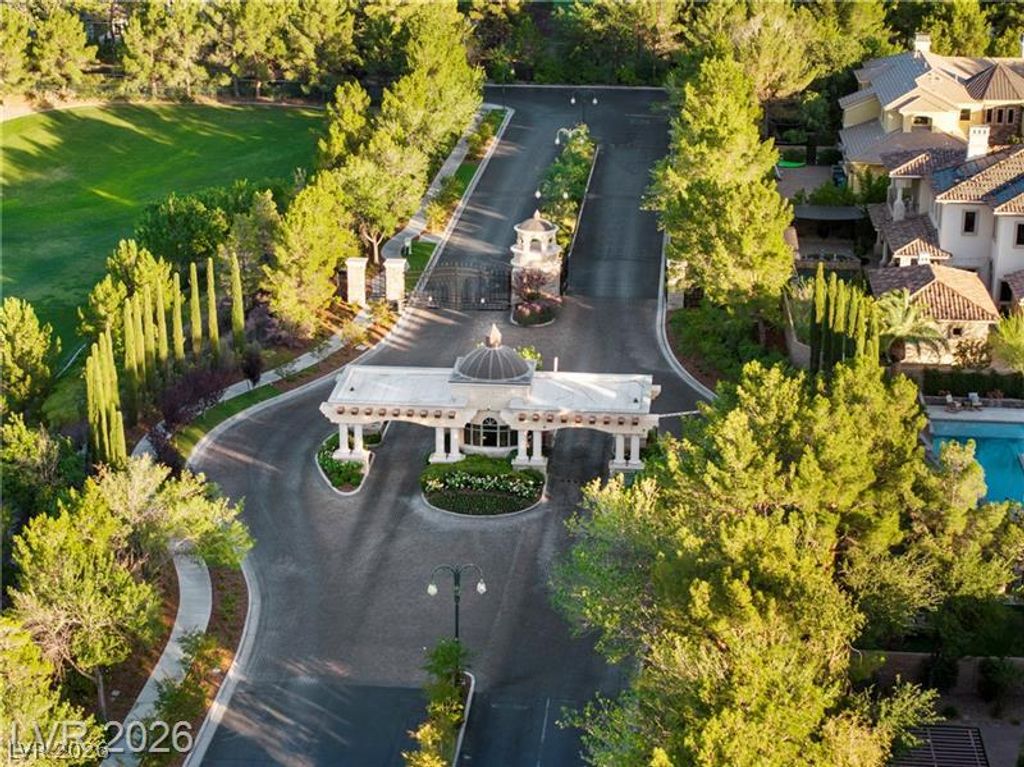 Image 56 of property listing at 15 Bel Air Greens Circle, Las Vegas, NV 89141
