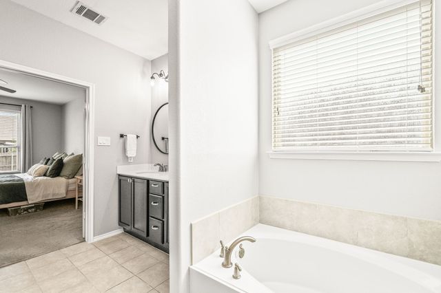 1081 W Sunset Boulevard, Celina, TX 75009