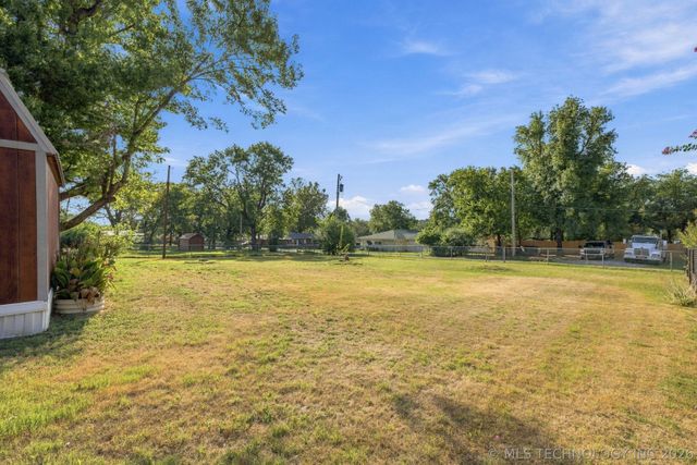 1410 E Line Avenue, Sapulpa, OK 74066
