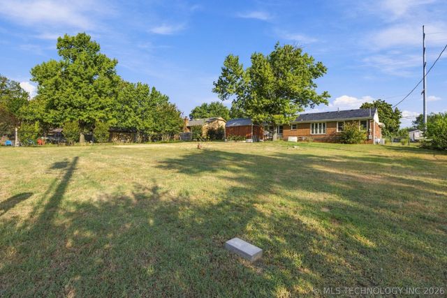 1410 E Line Avenue, Sapulpa, OK 74066