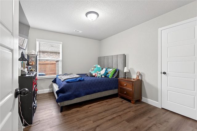 6702 SW Chalkstone Road, Bentonville, AR 72713