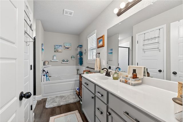 6702 SW Chalkstone Road, Bentonville, AR 72713