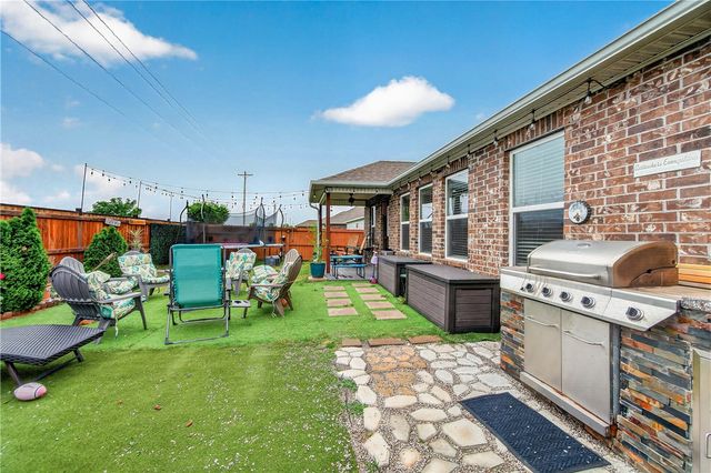 6702 SW Chalkstone Road, Bentonville, AR 72713