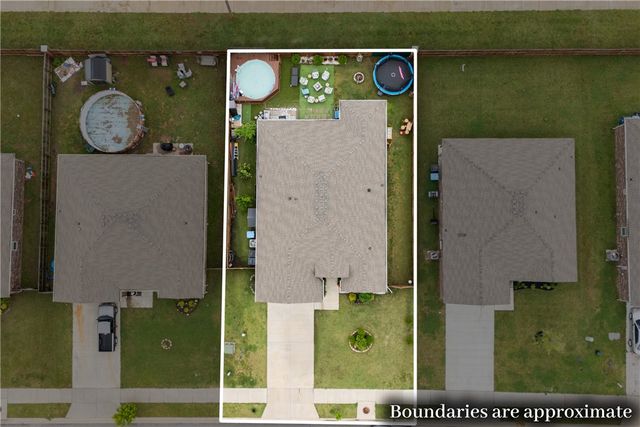 6702 SW Chalkstone Road, Bentonville, AR 72713