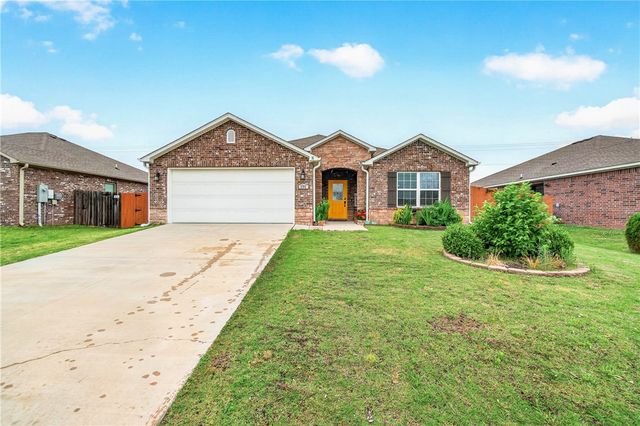 6702 SW Chalkstone Road, Bentonville, AR 72713
