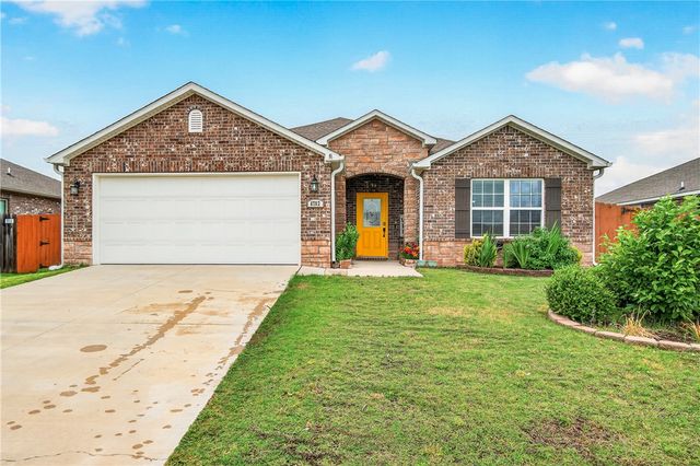 6702 SW Chalkstone Road, Bentonville, AR 72713