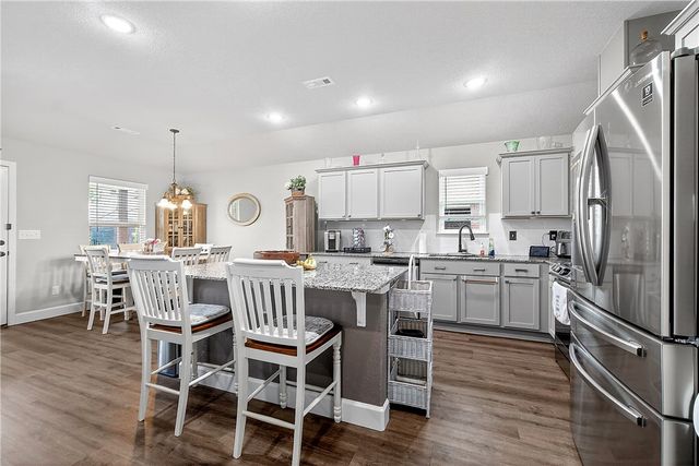 6702 SW Chalkstone Road, Bentonville, AR 72713