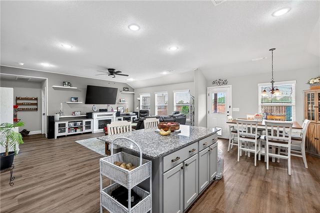 6702 SW Chalkstone Road, Bentonville, AR 72713