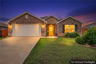6702 SW Chalkstone Road, Bentonville, AR 72713