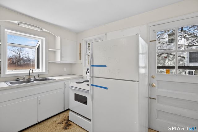 98 Oregon Avenue South, Milford, CT 06460