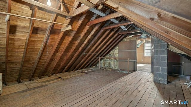 98 Oregon Avenue South, Milford, CT 06460