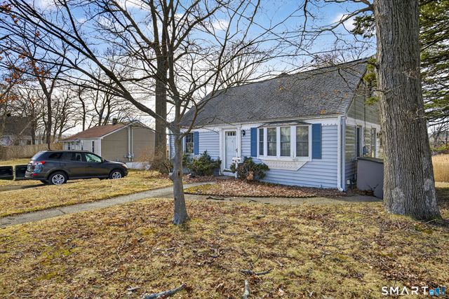 98 Oregon Avenue South, Milford, CT 06460