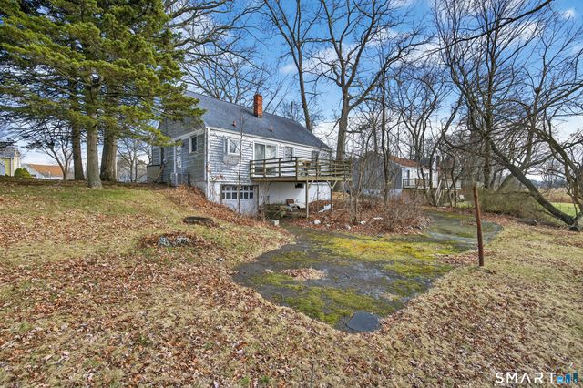 98 Oregon Avenue South, Milford, CT 06460