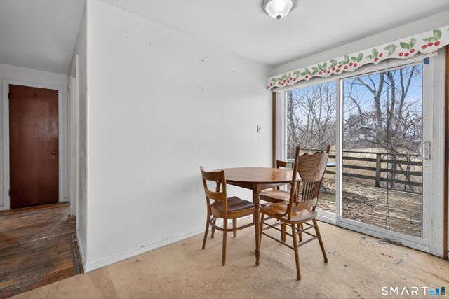 98 Oregon Avenue South, Milford, CT 06460