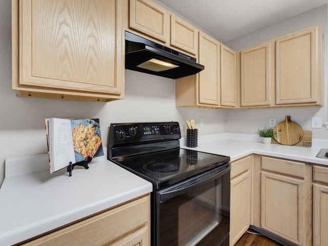 5053 Village Stone Court, Fort Worth, TX 76179