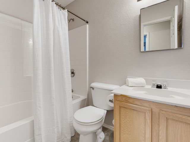 5053 Village Stone Court, Fort Worth, TX 76179