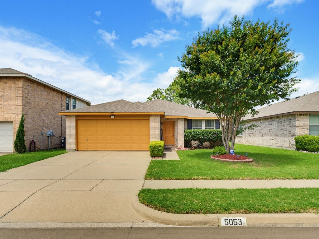 5053 Village Stone Court, Fort Worth, TX 76179