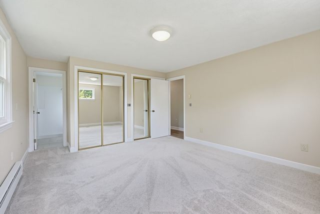 86 North Ave, Mendon, MA 01756
