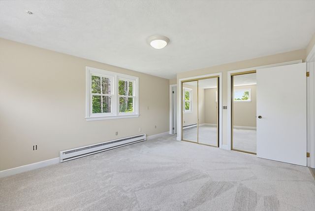 86 North Ave, Mendon, MA 01756